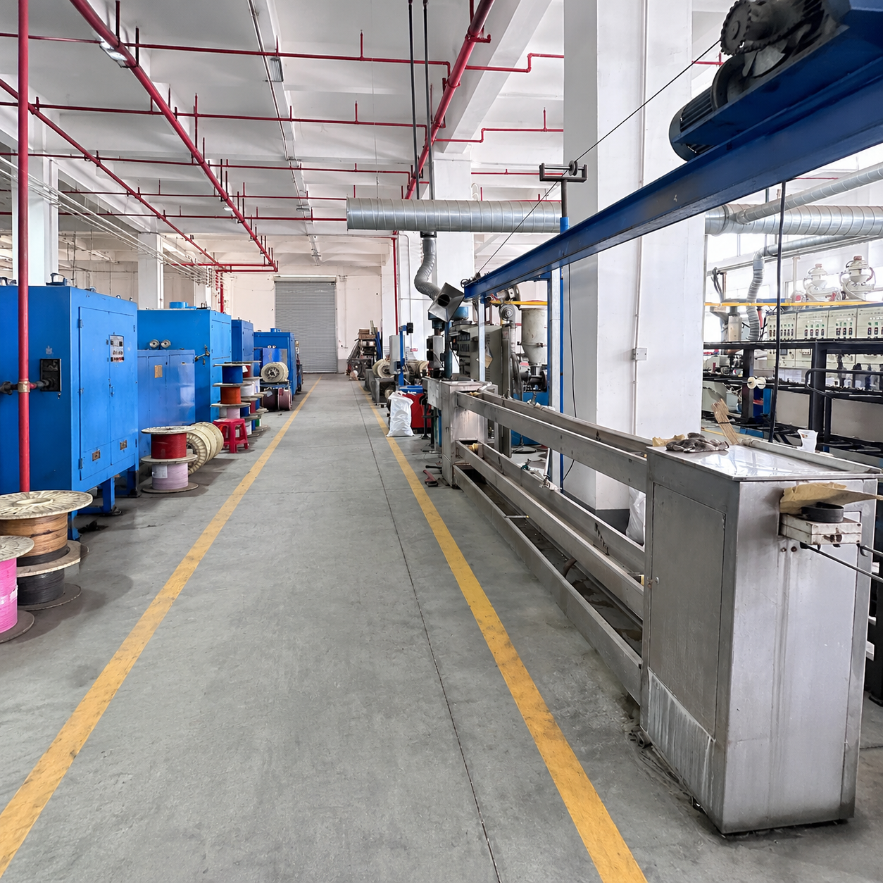 Fiber optic cable production workshop